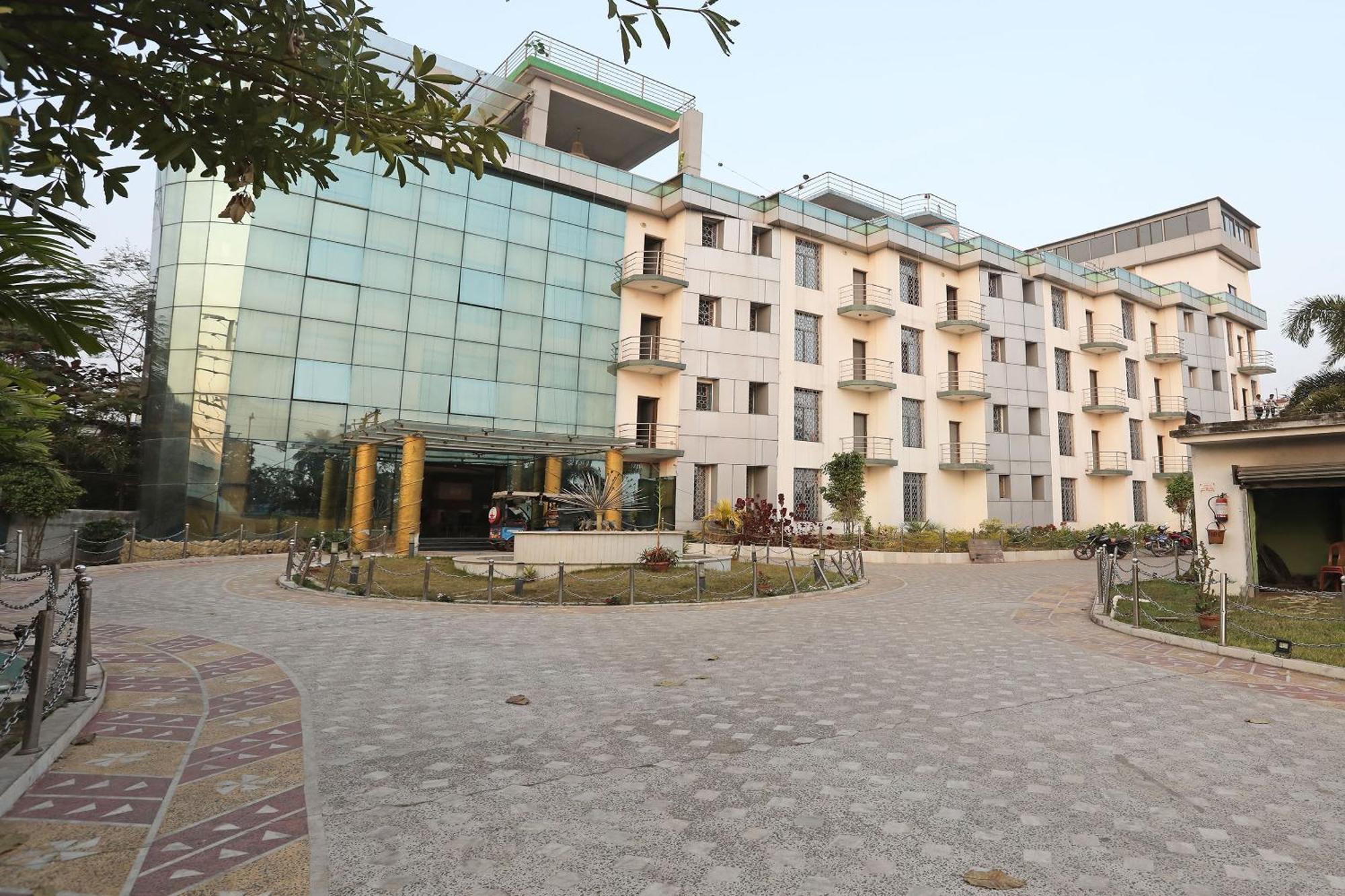Collection O River Bay Resort Diamond Harbour Exterior photo